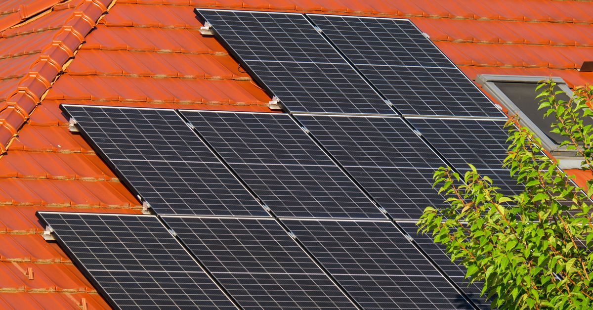 Community Perspectives on Feed-in Tariffs and Solar Energy