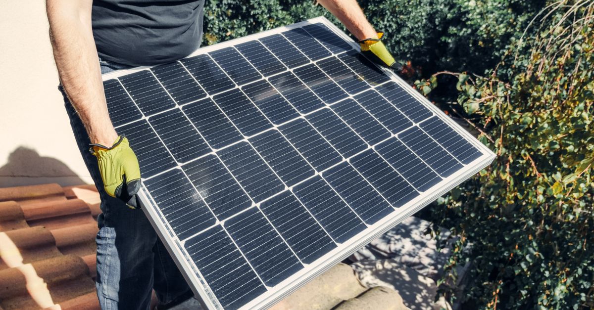 The Contribution of Solar Energy to Marine Conservation